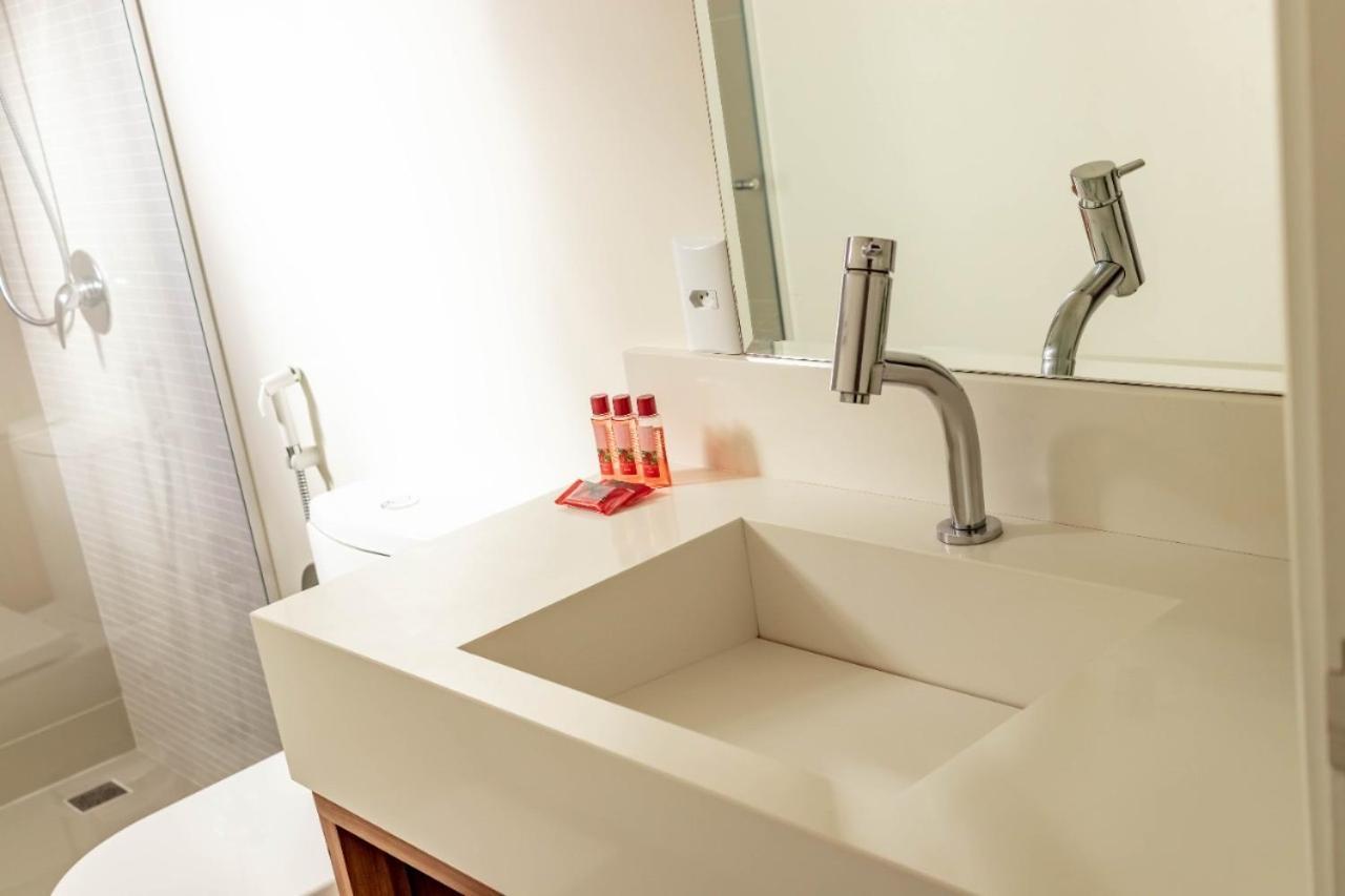 Morada Do Estaleiro Hotell Balneário Camboriú Eksteriør bilde